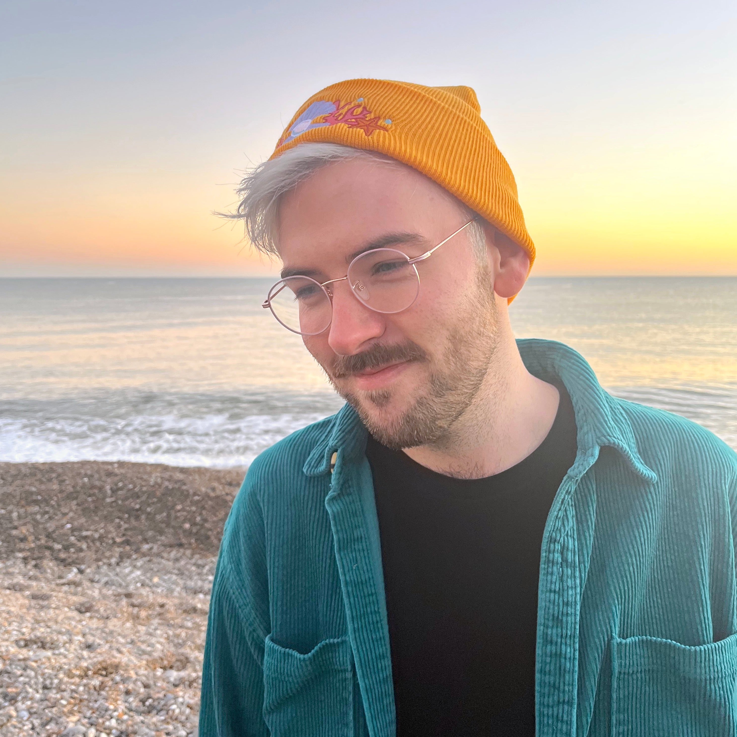 Shell Crown Beanie Hat &#39;22 - Starfish Gold